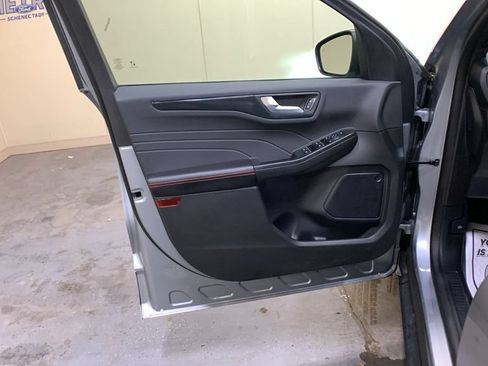 Used 2024 Ford Escape ST-Line w/ Tech Pack #1 AWD/4WD image 24