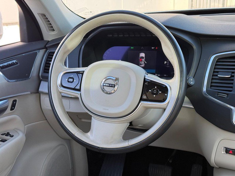 Used 2024 Volvo XC90 B5 Core w/ Protection Package Premier AWD/4WD image 14