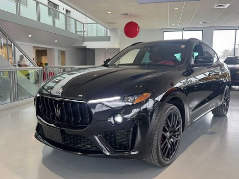 Used 2021 Maserati Levante GranSport image 2