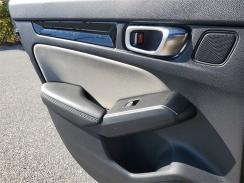 Certified 2022 Honda Civic Sport Touring image 34