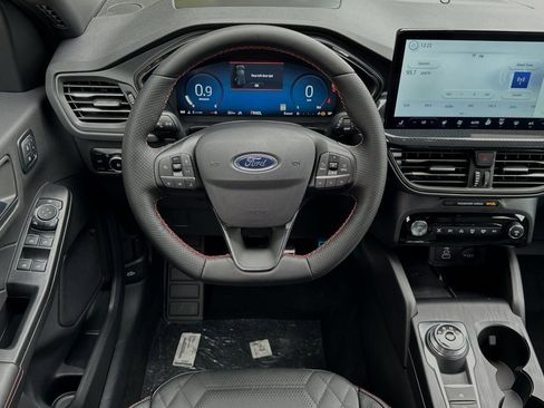 New 2024 Ford Escape ST-Line Elite w/ Premium Technology Package AWD/4WD image 11