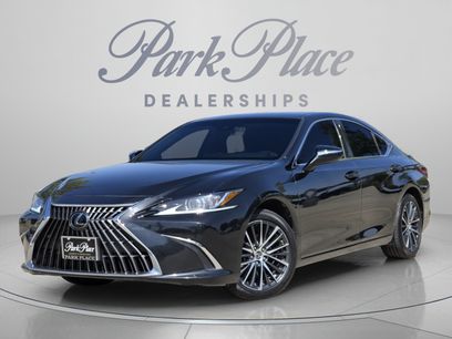 Used 2024 Lexus ES 300h w/ Premium Package