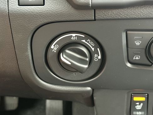 New 2026 Nissan Frontier PRO-4X image 33