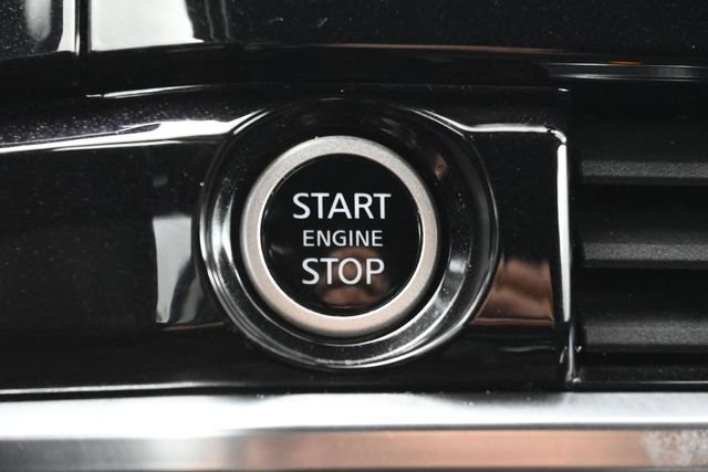 Used 2024 Nissan Pathfinder SV FWD image 26