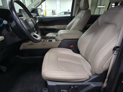 Used 2024 Ford Expedition Max Limited RWD image 9