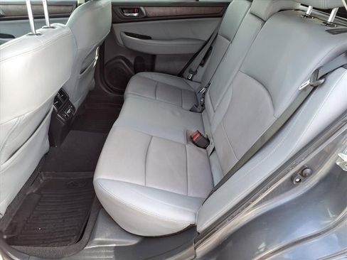 Used 2018 Subaru Outback 2.5i Limited image 26