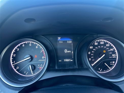 Used 2023 Toyota Camry SE image 18