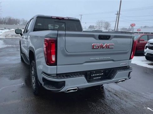 Used 2024 GMC Sierra 1500 AT4 w/ Technology Package image 7