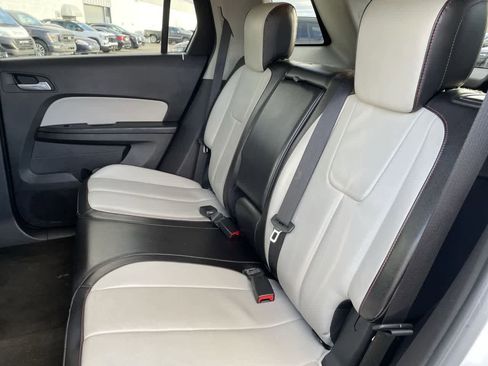 Used 2010 GMC Terrain SLT image 18