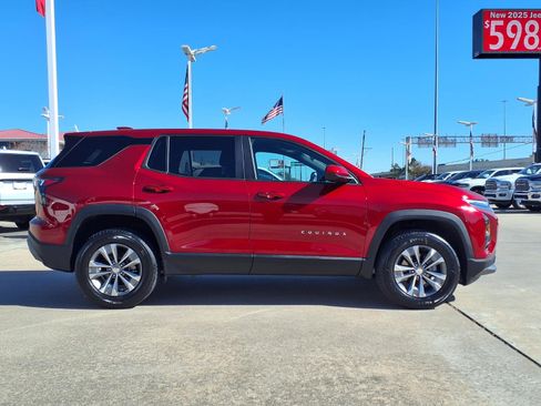Used 2026 Chevrolet Equinox LT image 8