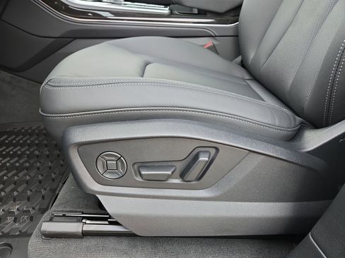 New 2026 Audi Q7 3.0T Premium Plus image 17