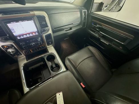 Used 2015 RAM 1500 Laramie w/ Convenience Group AWD/4WD image 11