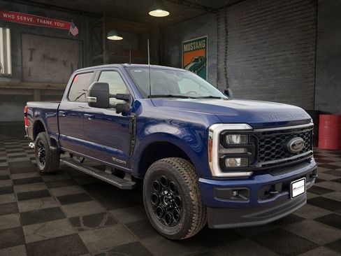 New 2026 Ford F250 Lariat w/ Black Appearance Package image 2