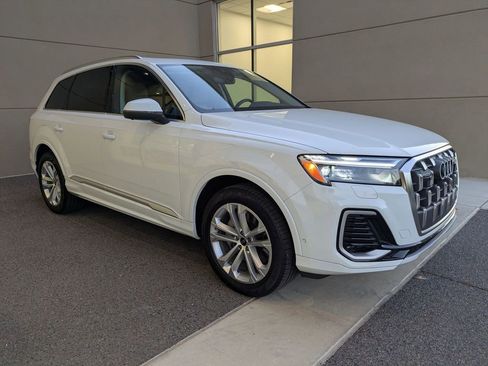 Used 2025 Audi Q7 2.0T Premium Plus w/ Premium Plus Package image 8