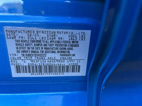 Used 2025 Nissan Sentra SV FWD image 27
