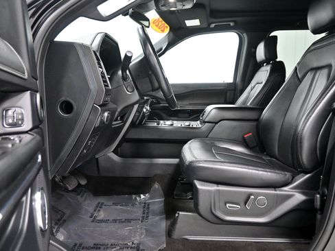 Used 2020 Ford Expedition Limited w/ Equipment Group 301A AWD/4WD image 5