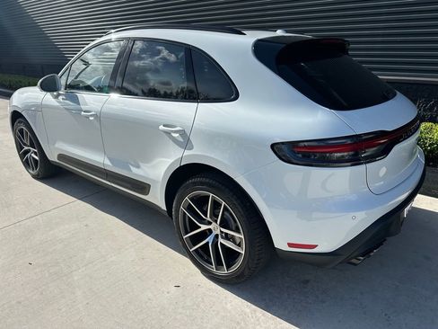 Certified 2023 Porsche Macan Turbo image 3