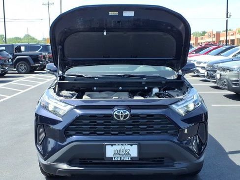 Used 2025 Toyota RAV4 XLE AWD/4WD image 30