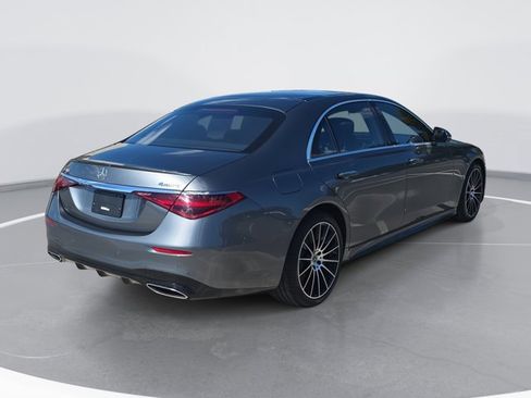 Used 2021 Mercedes-Benz S 580 4MATIC Sedan image 3