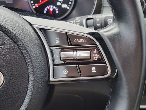 Used 2021 Kia Seltos SX w/ SX Sunroof Package image 29