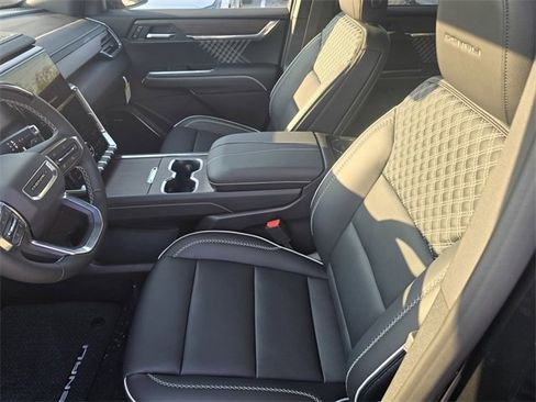 New 2026 GMC Acadia Denali w/ Super Cruise Package image 17