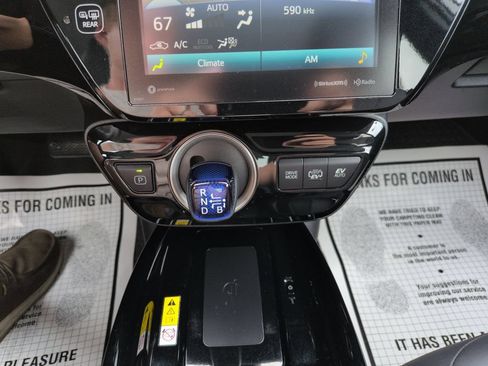 Certified 2022 Toyota Prius Prime XLE FWD image 18