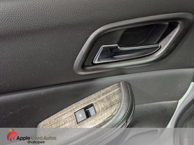 Used 2015 Chevrolet Malibu LT w/ Power Convenience Package FWD image 28