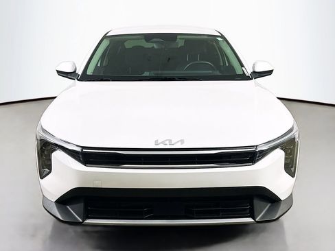 Used 2025 Kia K4 EX FWD image 2