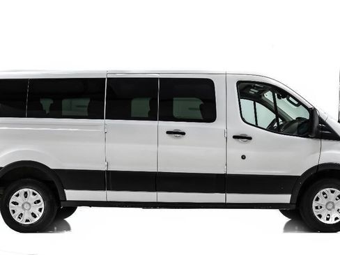 Used 2015 Ford Transit 350 XLT image 5