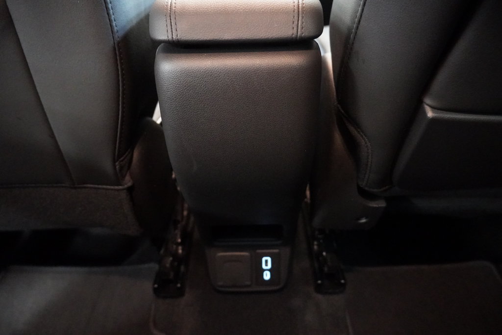 Used 2024 Buick Encore GX Avenir w/ Avenir Convenience Package AWD/4WD image 31