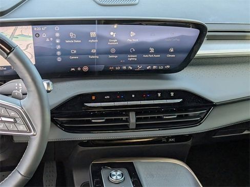 New 2026 Buick Enclave Avenir w/ Super Cruise Package image 11