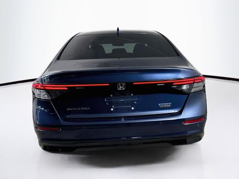 Certified 2025 Honda Accord Touring image 32