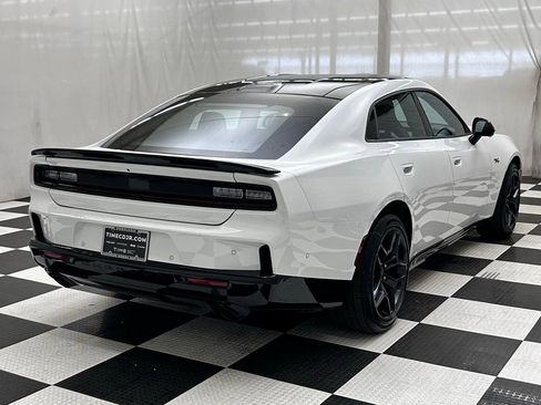 New 2026 Dodge Charger R/T AWD/4WD image 7