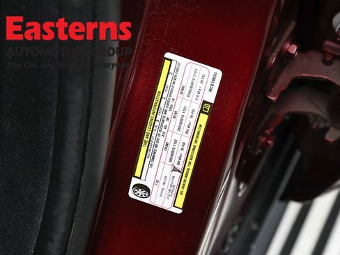 Used 2021 Jeep Grand Cherokee Laredo w/ Security & Convenience Group image 34