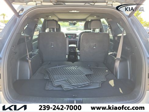 Certified 2025 Kia Sorento SX Prestige AWD/4WD image 11