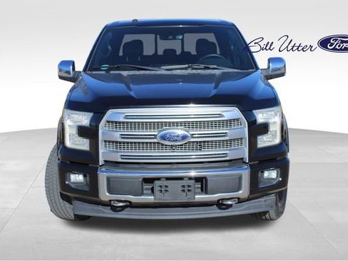 Used 2017 Ford F150 Platinum w/ Equipment Group 701A Luxury image 2
