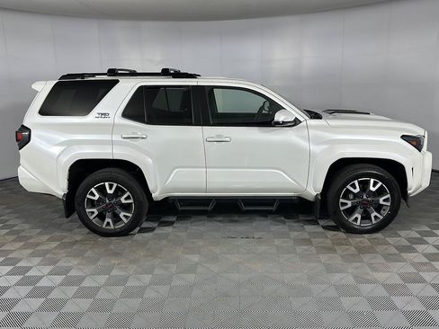 Used 2025 Toyota 4Runner TRD Sport AWD/4WD image 26