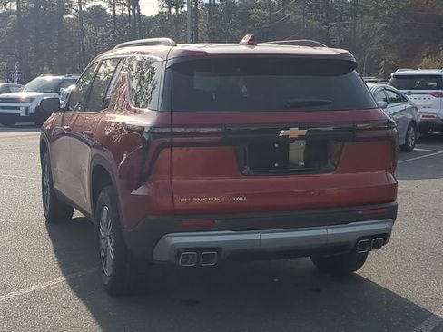 New 2026 Chevrolet Traverse LT w/ Driver Confidence Package image 8