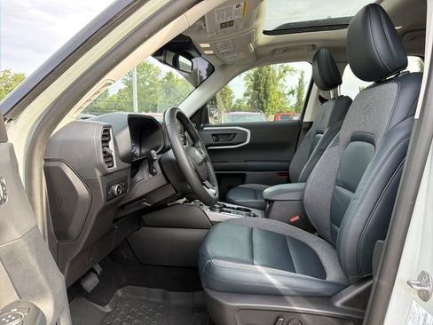 Used 2023 Ford Bronco Sport Outer Banks w/ Tech Package AWD/4WD image 11
