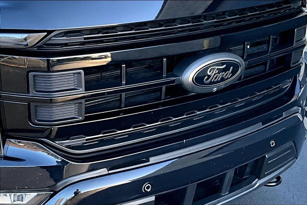 Used 2023 Ford F150 Lariat w/ Equipment Group 502A High AWD/4WD image 30