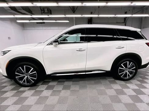 Used 2024 INFINITI QX60 Sensory AWD/4WD image 14