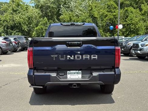 Used 2024 Toyota Tundra Platinum AWD/4WD image 5
