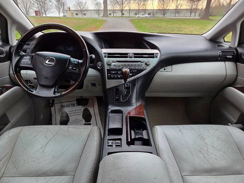 Used 2010 Lexus RX 350 2WD image 18
