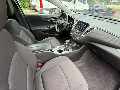 Used 2023 Chevrolet Malibu LT FWD image 11
