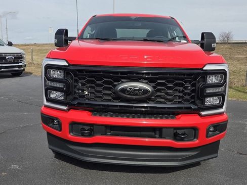 Used 2025 Ford F250 Lariat w/ Black Appearance Package AWD/4WD image 2