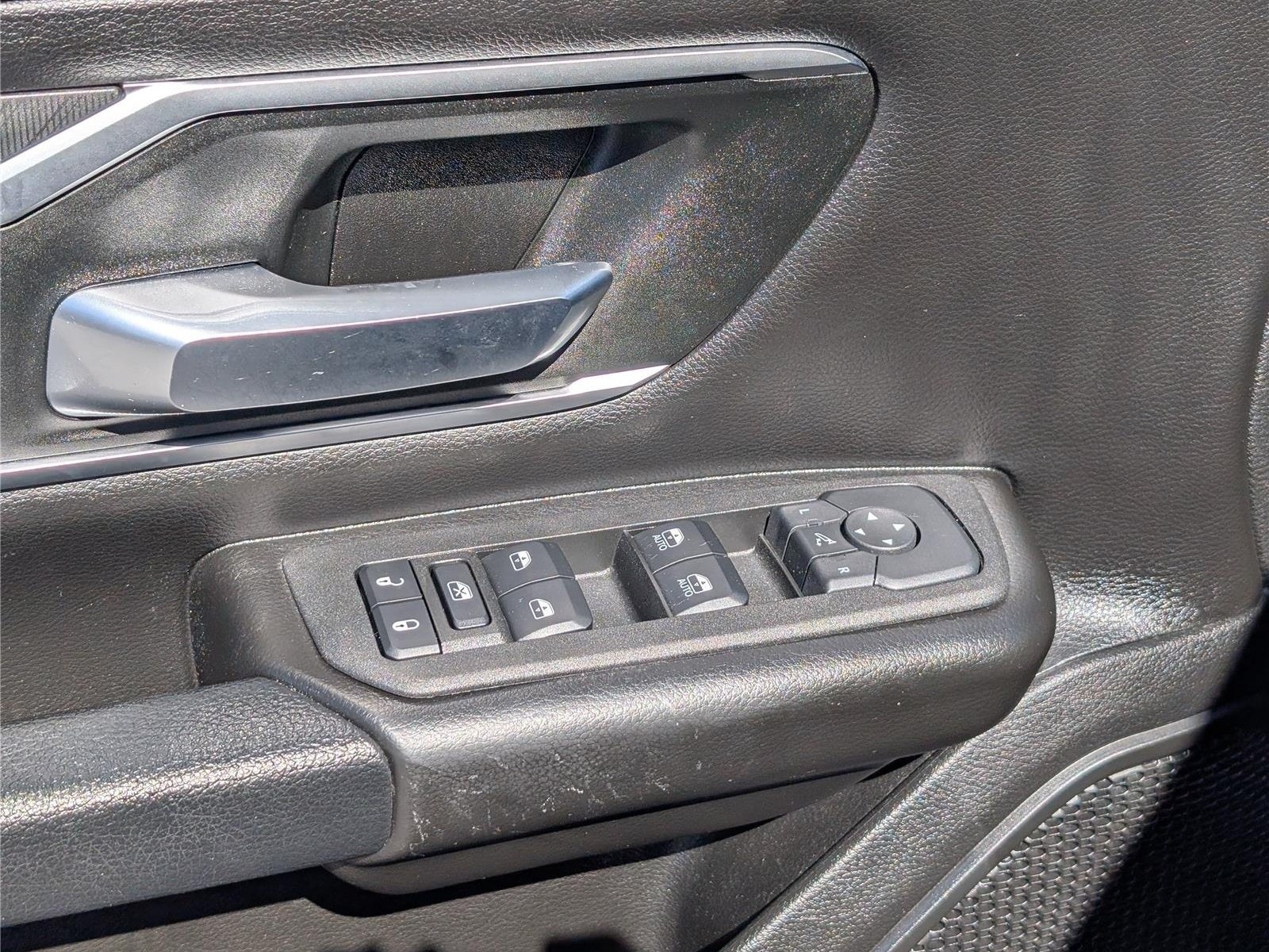 Used 2025 RAM 1500 Big Horn AWD/4WD image 18