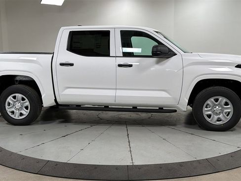 New 2026 Toyota Tundra SR image 6