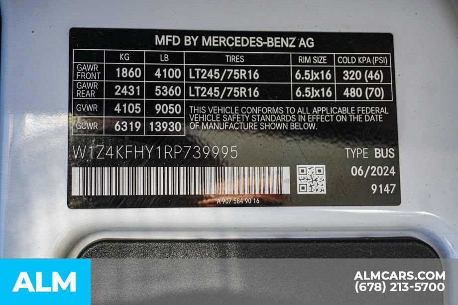 Used 2024 Mercedes-Benz Sprinter 2500 image 58