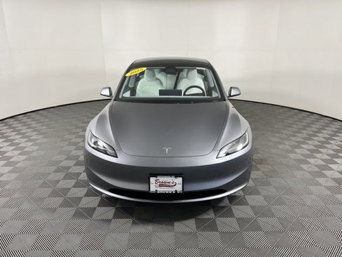 Used 2025 Tesla Model 3 Long Range image 2