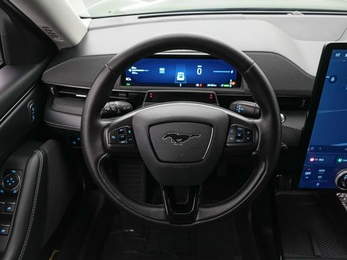 Certified 2025 Ford Mustang Mach-E Select RWD image 15